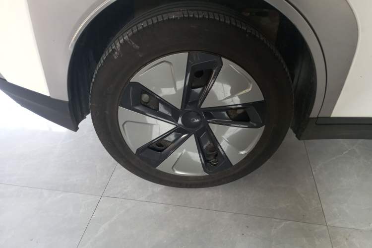 Used AION Y 2023 Younger
