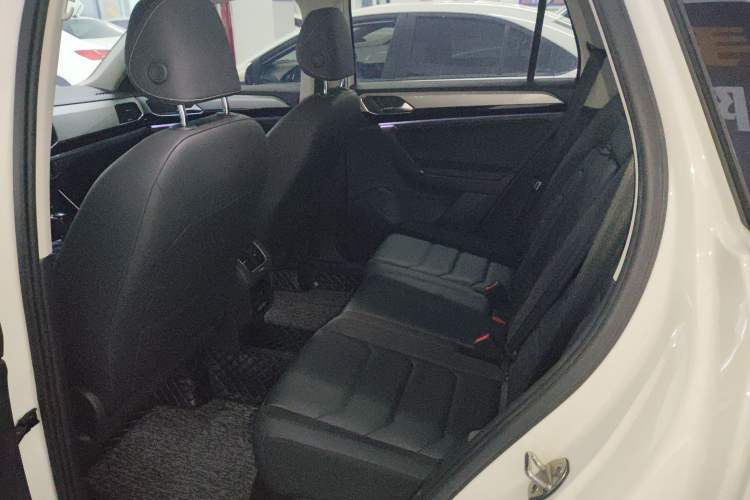 Used Volkswagen Tayron 2020 330TSI Two-Wheel Drive Luxury Smart Connectivity Version
