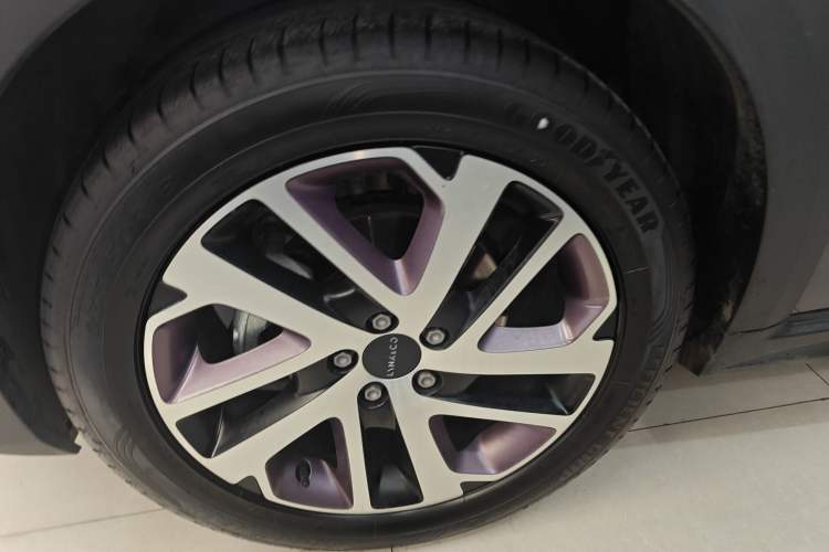 Used Lynk & Co 02 2022 1.5T DCT Shine Pro
