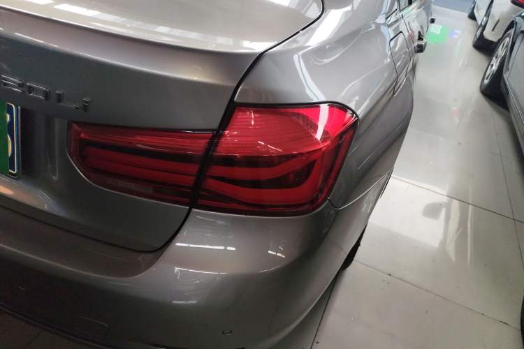 Used BMW 3 Series 2017 320Li Fashion Model
