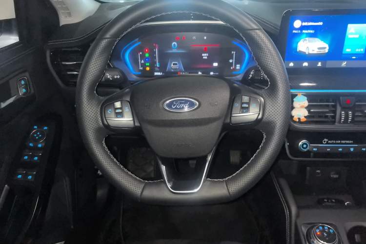 Used Ford Focus 2021 Hatchback EcoBoost 180 Automatic Titanium Edition
