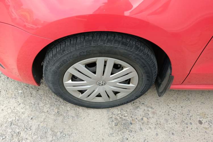 Used Volkswagen Polo 2016 1.4L Manual Fashion Model