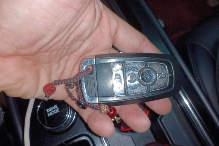 Used Lincoln Corsair 2022 2.0T Two-Wheel Drive Deluxe Edition