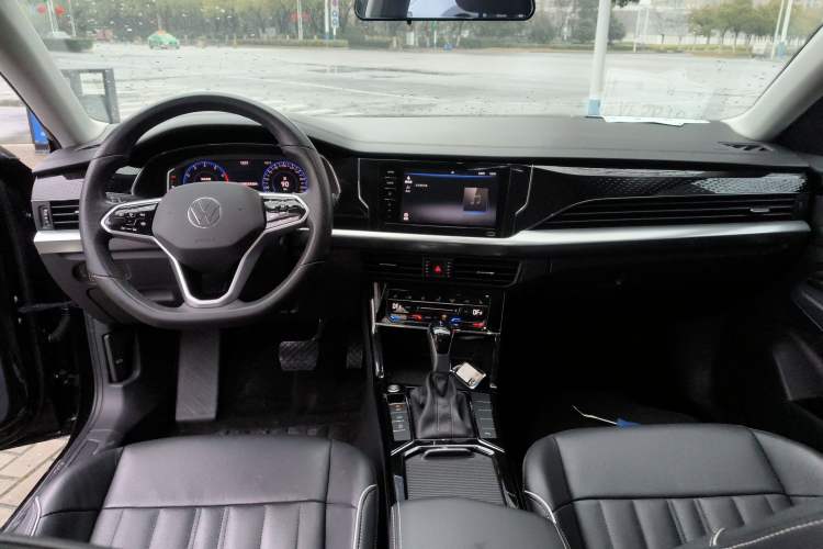 Used Volkswagen Passat 2023 Revised 330TSI Elite Edition