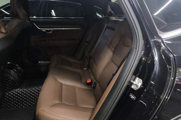 Used Volvo S90 2021 B5 Zhiyuan Luxury Edition
