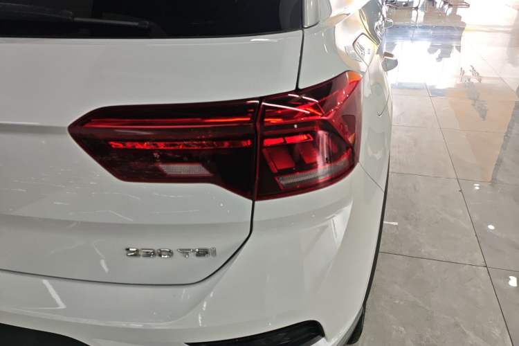 Used Volkswagen T-ROC 2020 230TSI DSG Two-Wheel Drive Advanced Version
