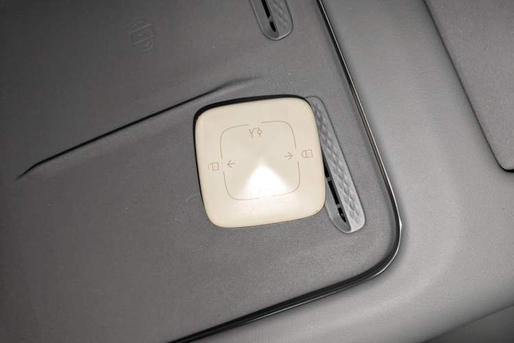 Used Zeekr 7X 2025 100kWh Long-Range All-Wheel Drive Intelligent Driving Version