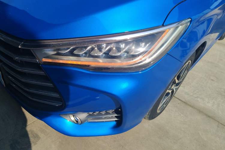 Used BYD Song MAX 2017 1.5T Automatic Smart Connect Elite 7-Seater
