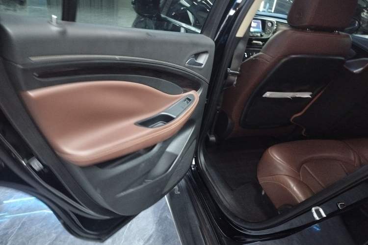 Used Buick Envision 2017 28T Four-Wheel Drive Luxury Model
