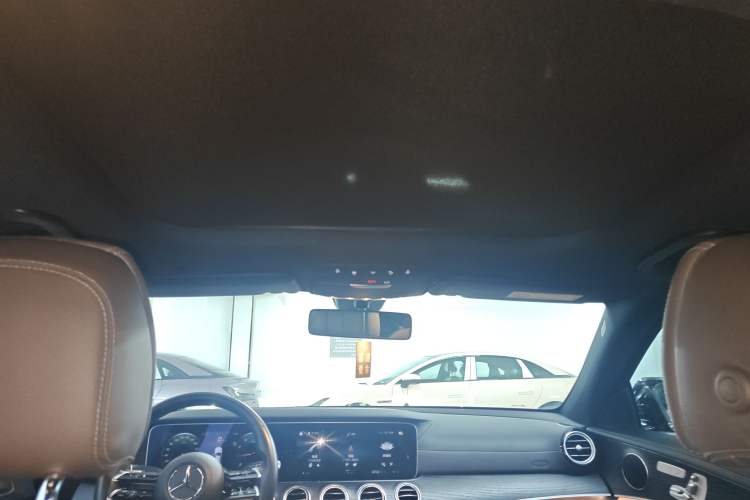 Used Mercedes-Benz E-Class 2022 E 300 L Sporty and Stylish Model
