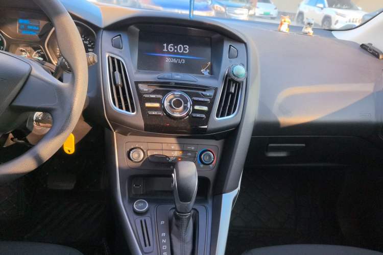 Used Ford Focus 2018 Hatchback Classic 1.6L Automatic Comfort Plus SmartDrive Edition