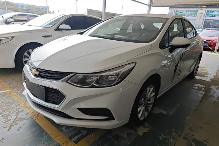 Used Chevrolet Cruze 2018 320 Automatic Pioneer Sunroof Edition