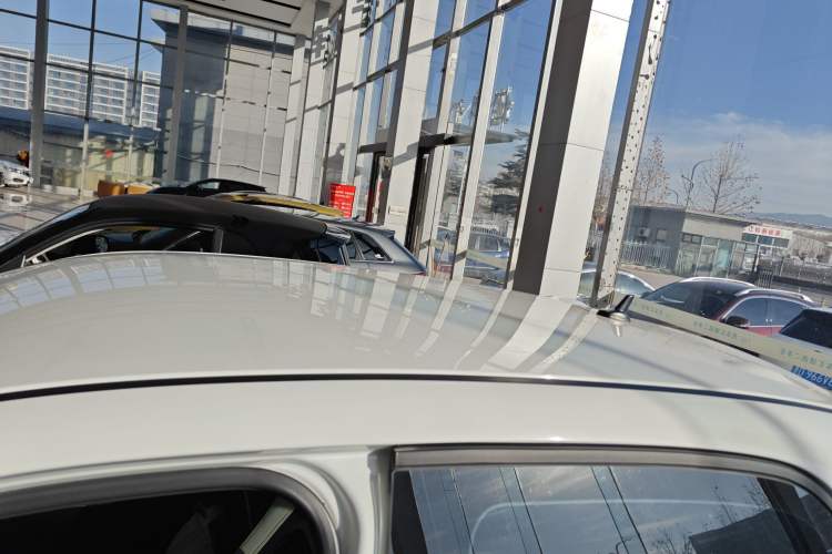 Used ORA Black Cat 2022 351 km Comfort Version Ternary Lithium
