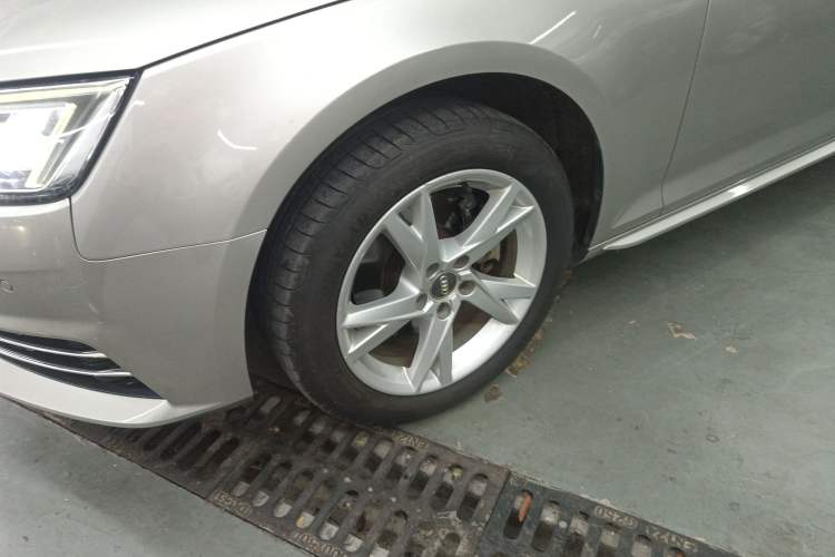 Used Audi A4L 2018 30th Anniversary Edition 40 TFSI Trendy Model