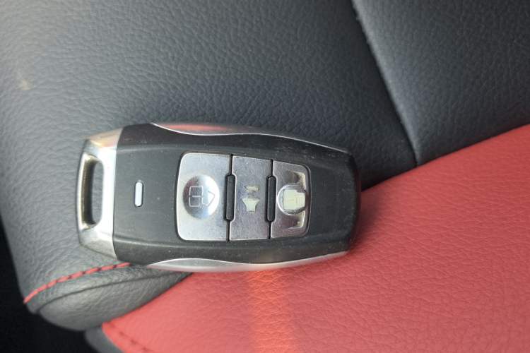 Used Haval H2 2017 Blue Label 1.5T Manual Two-Wheel Drive Luxury Model