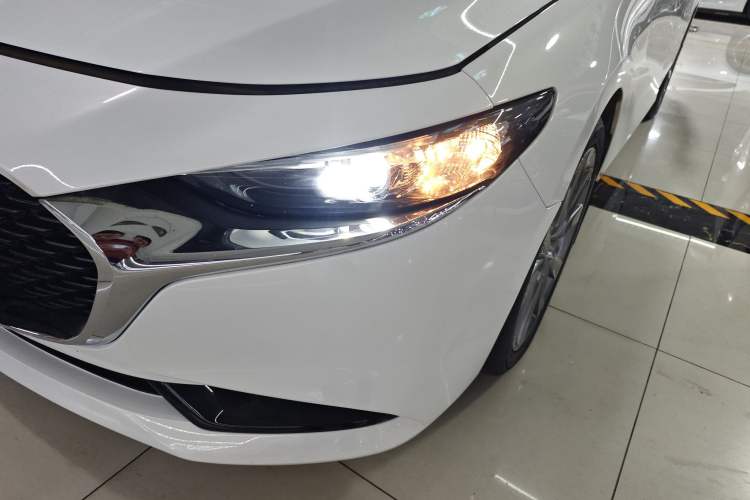 Used Mazda Mazda 3 Axela 2021 2.0L Automatic ZhiXuan Edition
