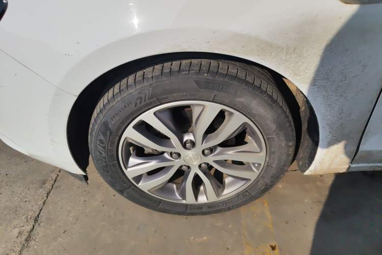 Used Buick GT 2018 18T Automatic Elite Model