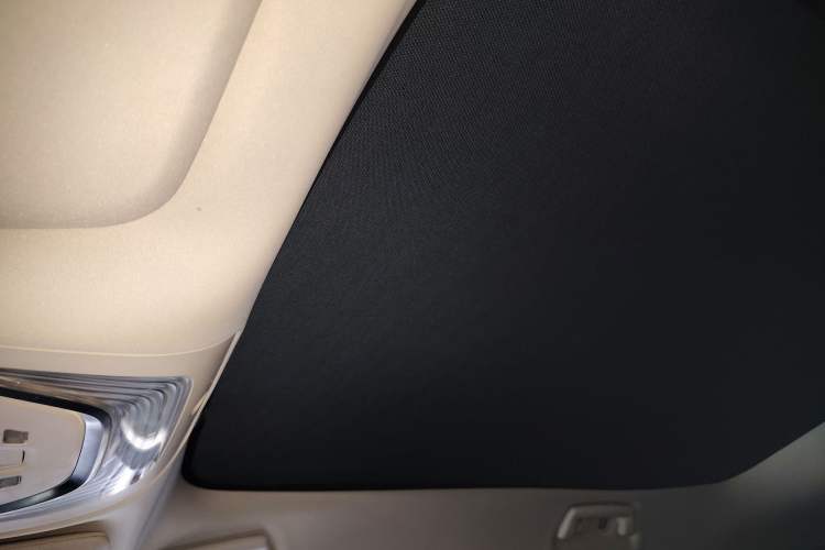 Used VOYAH FREE 2021 Four-Wheel Drive Standard Range-Extended Exclusive Luxury Package
