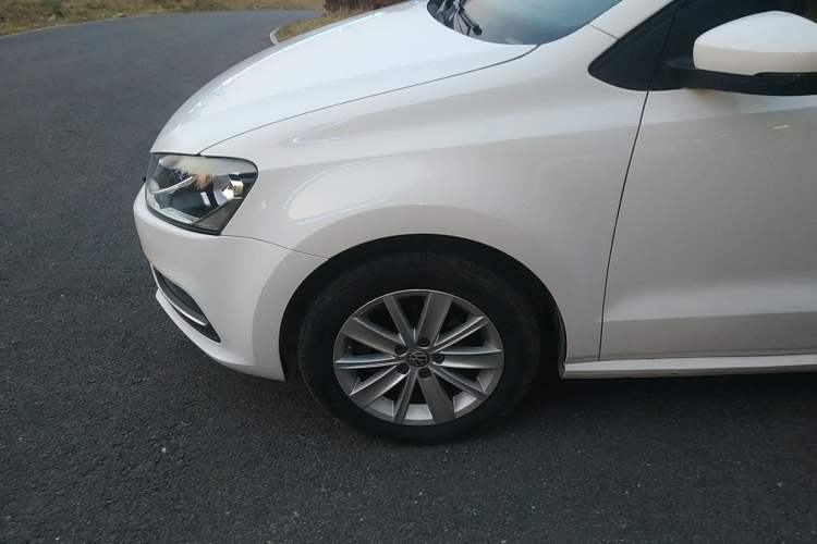 Used Volkswagen Polo 2014 1.6L Automatic Comfort Edition
