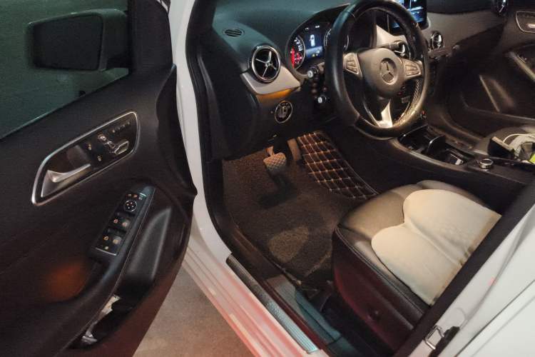 Used Mercedes-Benz B-Class 2018 B 200 Fashion Model
