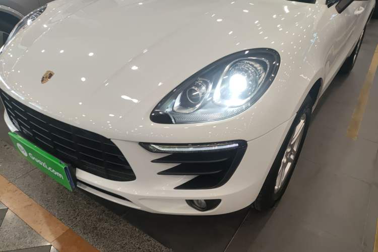 Used Porsche Macan 2016 Macan 2.0T
