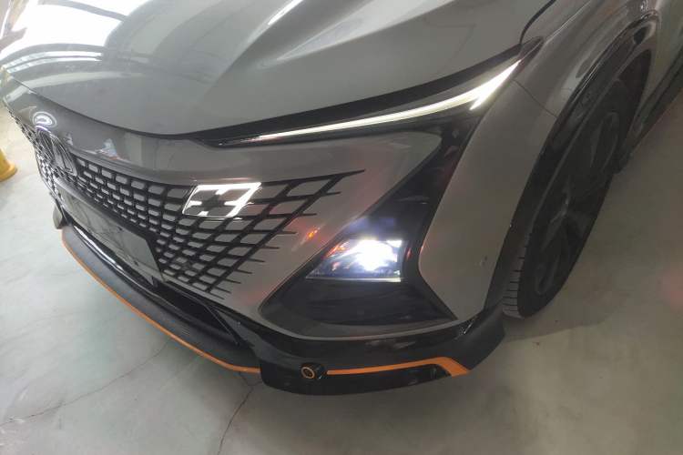 Used Changan UNI-T 2022 1.5T Sport Edition Flagship Version
