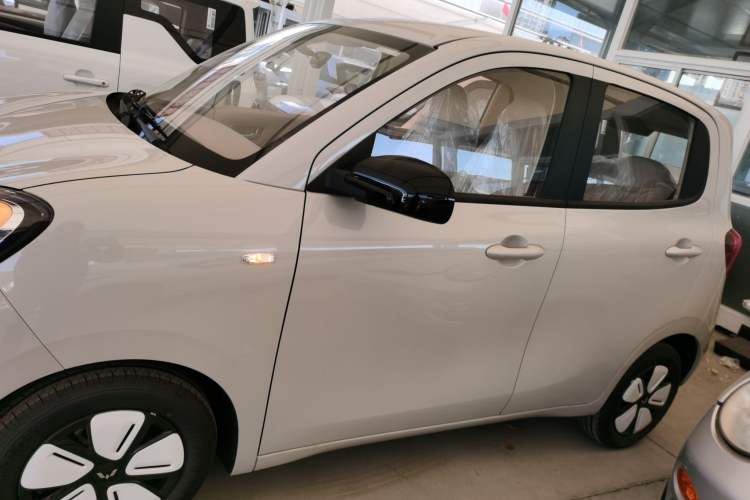 Used Wuling Hongguang MINIEV 2025 Four-Door Version Advanced Edition
