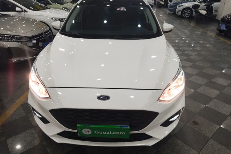 Used Ford Focus 2020 Hatchback EcoBoost 180 Automatic Trend Edition
