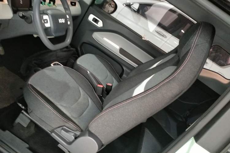 Used Chery QQ Ice Cream 2022 120km Conical Shape Lithium Iron Phosphate