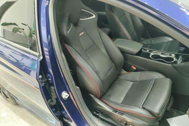 Used Buick Regal 2020 GS 28T Prestige Model
