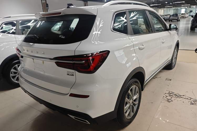 Used Roewe RX5 2025 PLUS 330TGI Automatic Trendsetting Smart Edition
