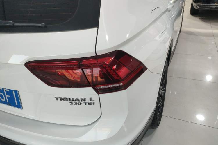 Used Volkswagen Tiguan L 2019 330TSI Automatic Two-Wheel Drive Smart Luxury Version China V Emission Standard
