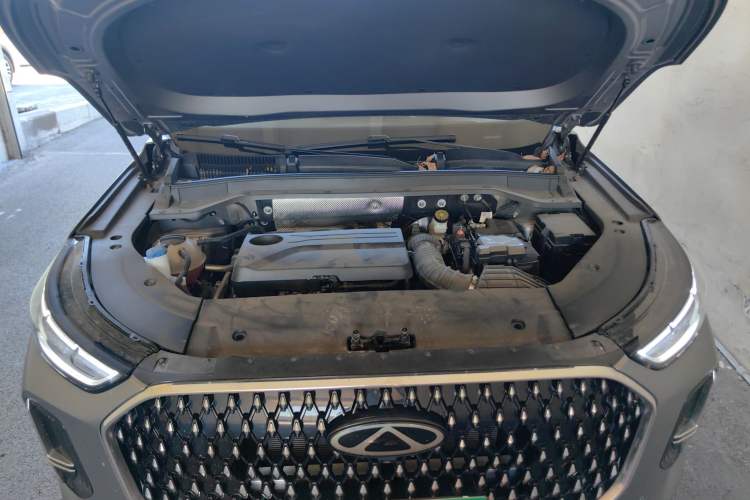 Used Chery Tiggo 8 L 2024 2.0T Two-Wheel Drive Prestige Version 5 Seats
