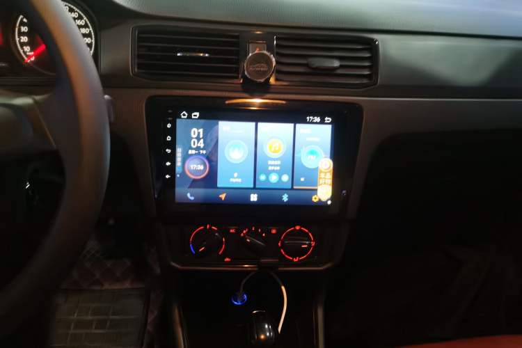 Used Volkswagen Santana 2016 1.6L Automatic Fashion Edition
