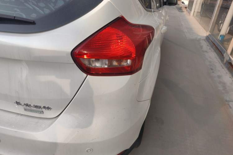 Used Ford Focus 2017 Hatchback EcoBoost 180 Automatic Elite Model
