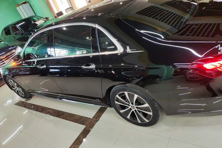 Used Mercedes-Benz E-Class New Energy 2023 E 350 e L Plug-in Hybrid Sports Sedan