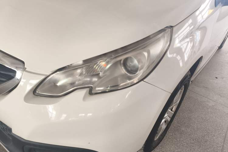 Used Peugeot 2008 2014 1.6L Automatic Trend Edition