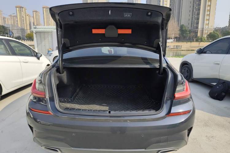 Used BMW 3 Series 2022 Updated 325Li M Sport Package