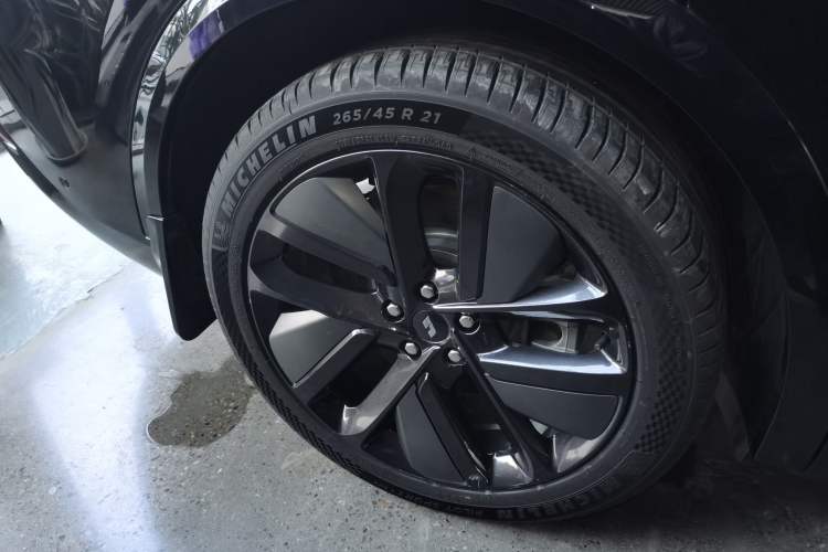 Used Li Auto L9 2024 Ultra Model
