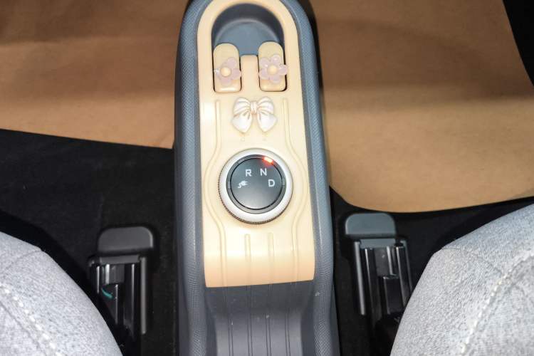 Used Wuling Hongguang MINIEV 2021 Macaron Premium Model – Lithium-NMC