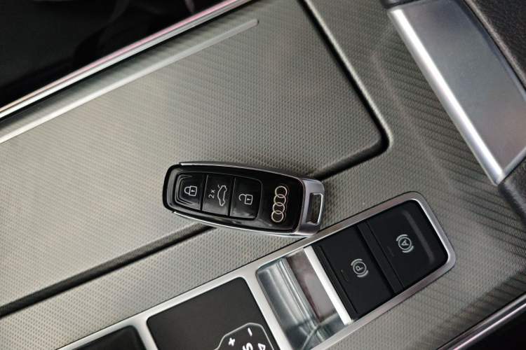 Used Audi A6L 2021 45 TFSI Prestige Elegant Edition
