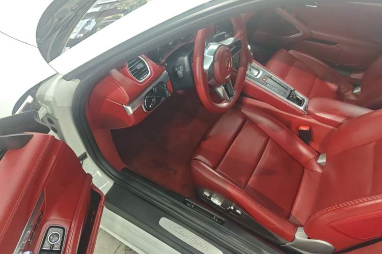 Used Porsche 718 2016 Cayman 2.0T