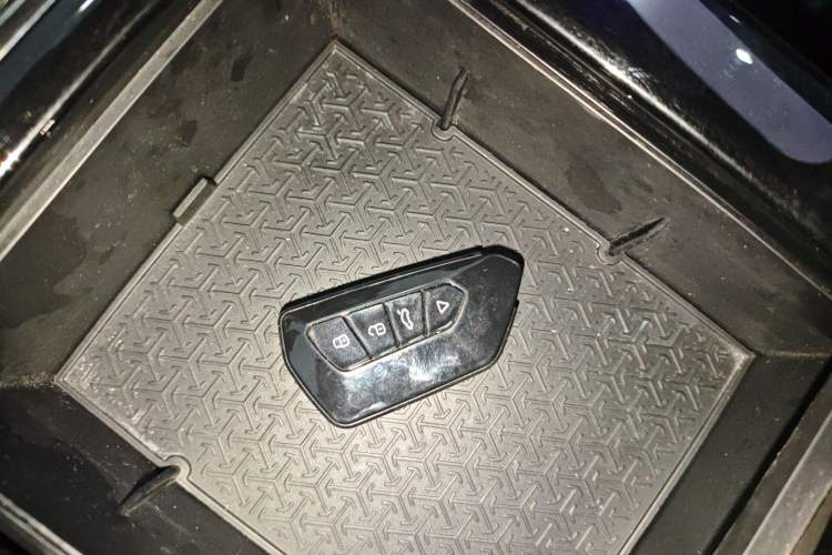 Used NETA U 2023 NETA U-Ⅱ 400 U-SHOW Edition Lithium-Ion Battery
