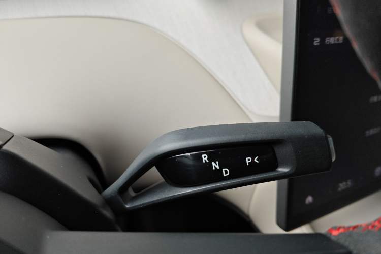 Used  YU7 2025 Ultra-Long Range High-Performance All-Wheel-Drive Max Edition