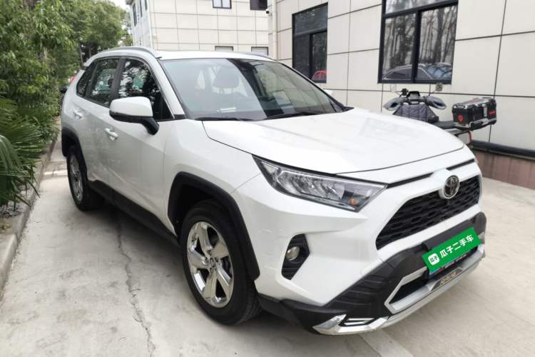 Used Toyota RAV4 2020 2.0L CVT Two-Wheel Drive Fashion Edition

