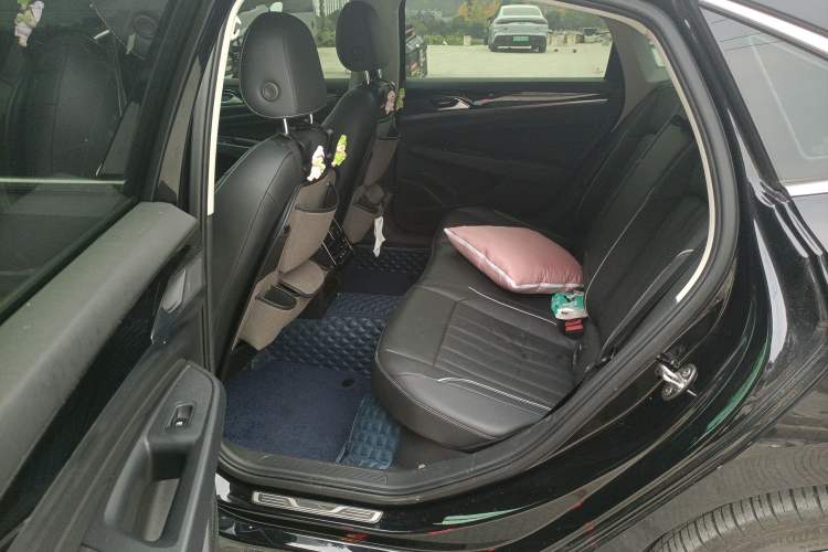 Used Volkswagen Passat 2023 330TSI Starry Elite Edition
