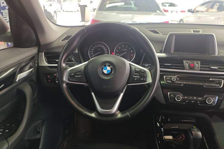 Used BMW X1 2016 sDrive20Li Luxury Model
