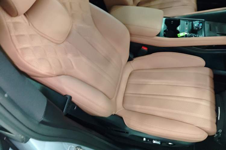 Used BYD Song L EV 2025 Intelligent Driving Version 662 km LiDAR Excellence Edition