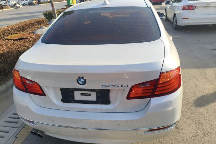 Used BMW 5 Series 2014 525Li Luxury Design Package
