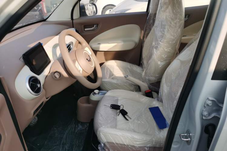 Used Wuling Hongguang MINIEV 2025 Four-Door Version Advanced Edition